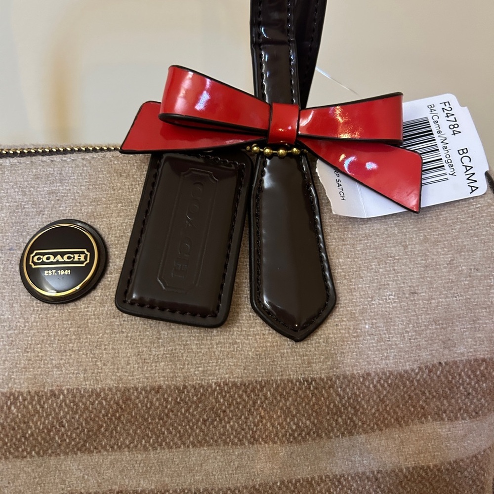 Coach Sis Blanket Strap Satchel F24784 - Picture 3 of 7
